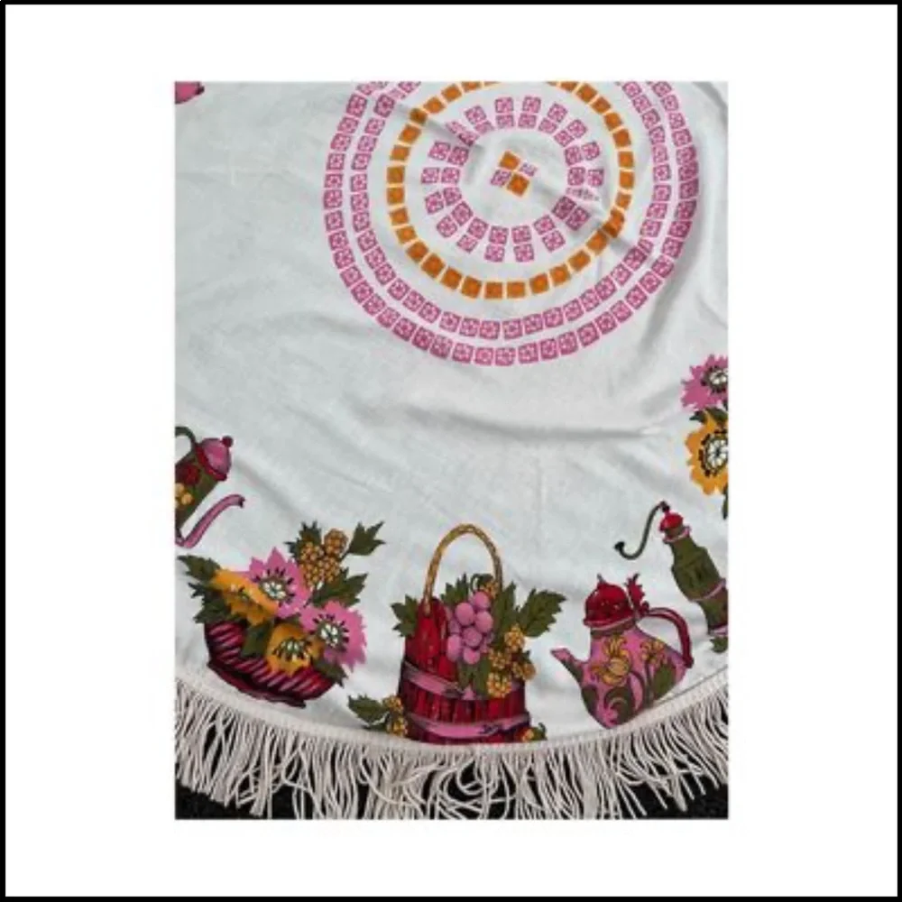 Mid Century Tablecloth ROUND Fringe Tea Pot Kitchen Boho Cottagecore Vintage